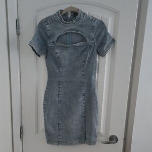 VENUS Blue Denim Bodycon Mini Dress with Cuffed Sleeves
